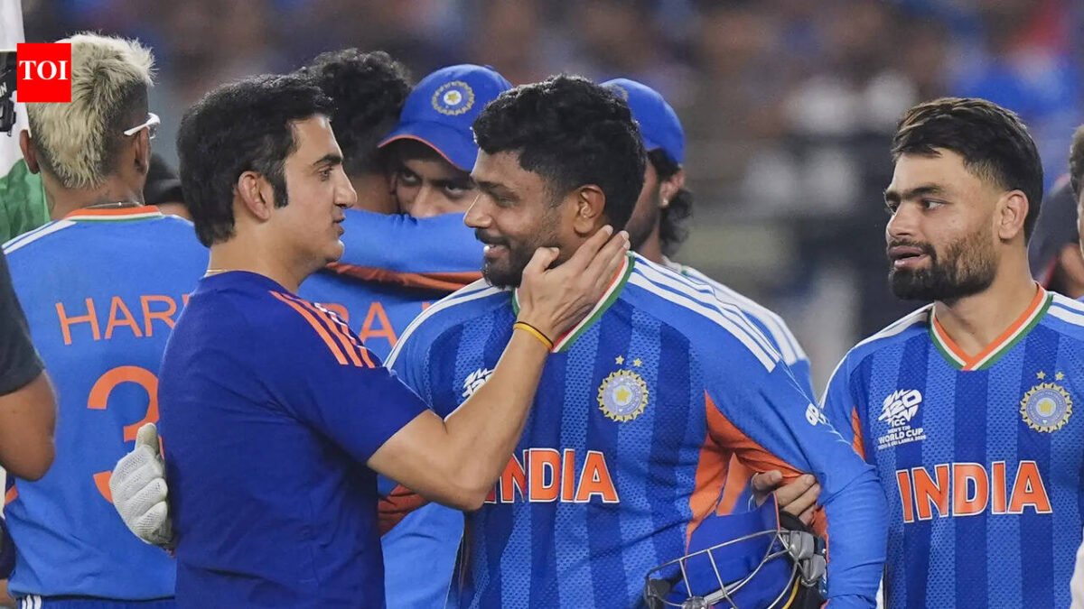 The next Dhoni? No... 'The One and Only Sanju' when Gambhir corrects Tharoor