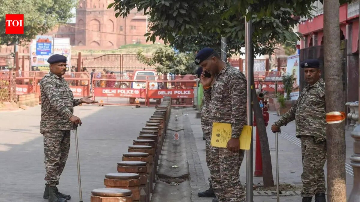 18 advanced weapons seized from Secret Service: Security agencies thwart Delhi terror plot
