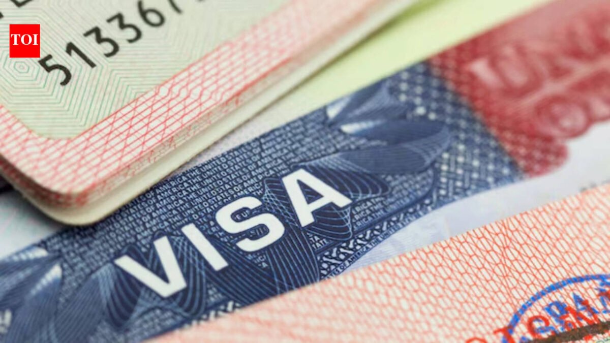 5 things H-1B visa holders fired by Oracle must do immediately to stay in the U.S. legally