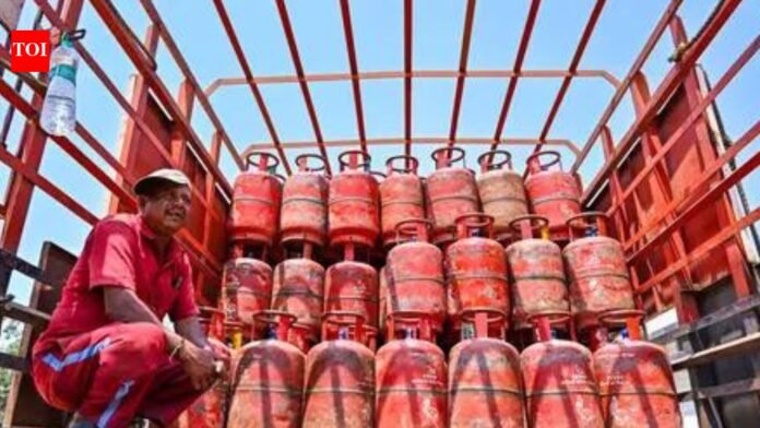 8L PNG in one month Link: Official

