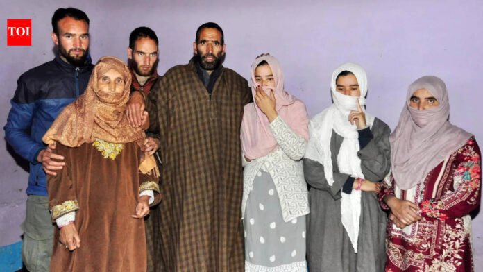 A day ahead of Pahalgam attack anniversary, Shinde hands over new house to Mavala's family

