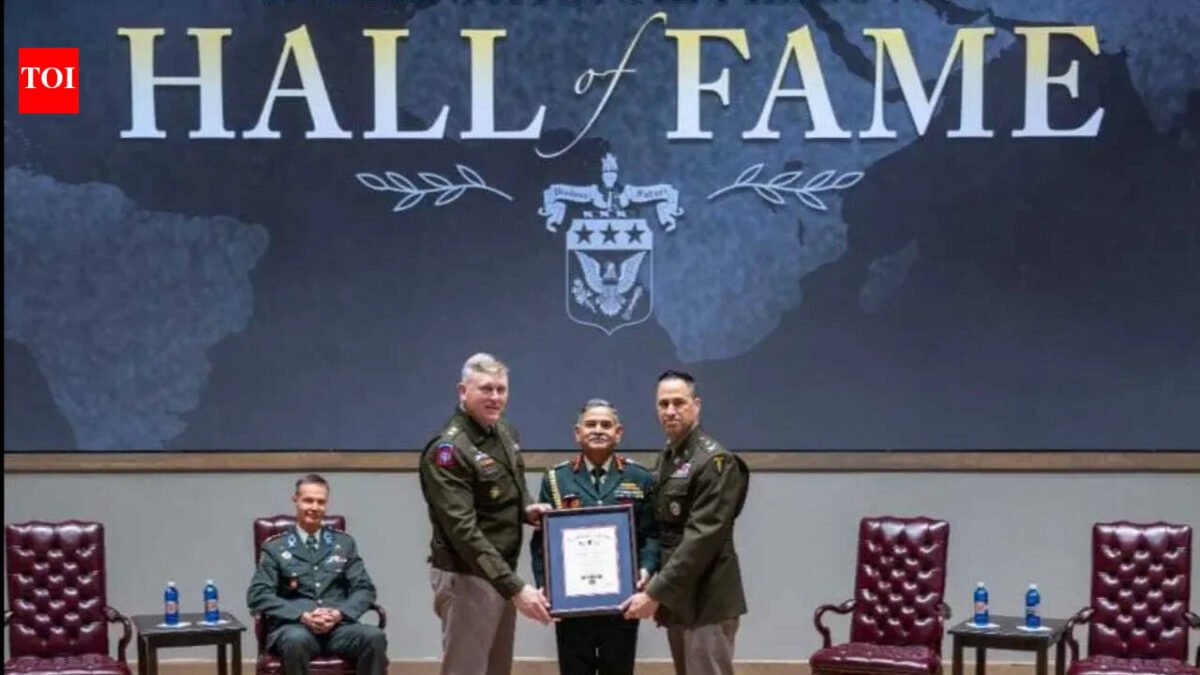 Army chief of staff inducted into U.S. Army War College International Hall of Fame