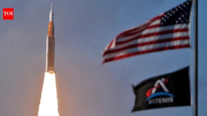 Artemis 2 Crew's 10-Day Journey Around Earth and the Moon - A Timeline of NASA's Historic Moon Mission


