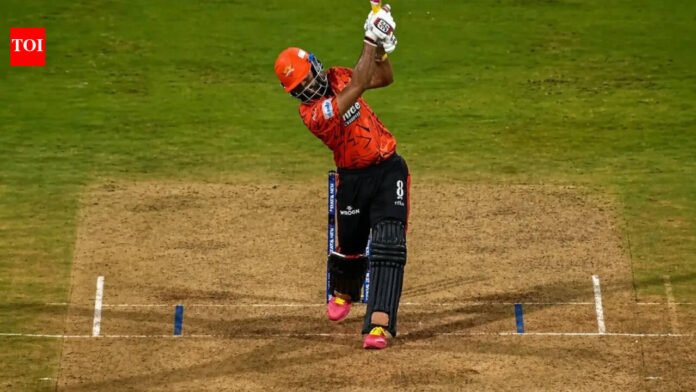 Bumrah hits 300 without looking six: Salil Arora steals limelight at Wankhede running extravaganza

