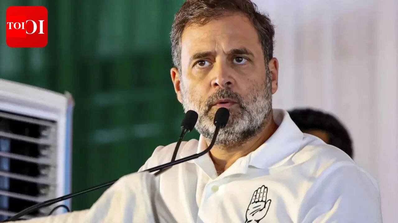 'Central government doesn't listen to anyone': Rahul Gandhi points out functional issues with women OSC