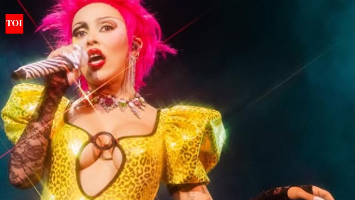 Doja Cat: Doja Cat apologizes after Twitch mod accidentally bans PlaqueBoyMax