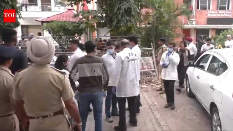 Explosion outside Punjab PPP office; police cordon off area