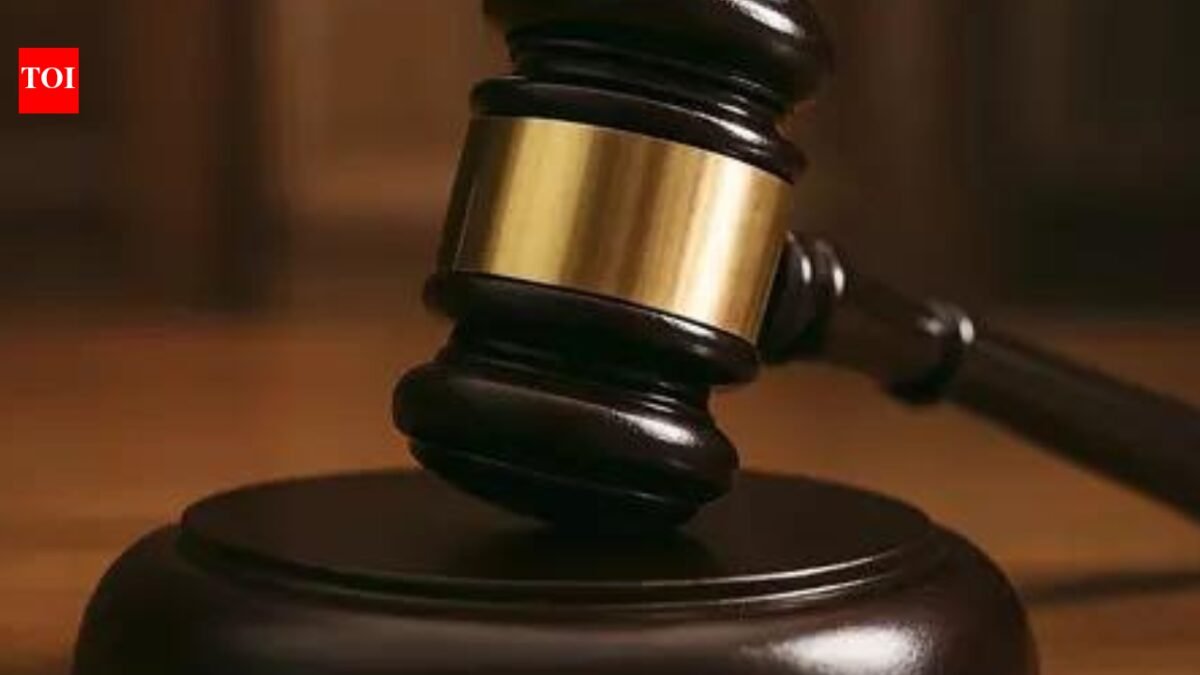 HC lets married teen live with man of her choice