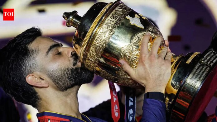 'It was emotional watching Virat Kohli cry': Krunal Pandya

