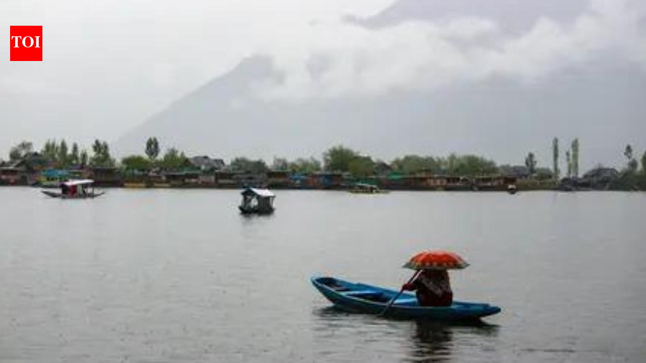 Jammu and Kashmir Kashmir has lost 315 lakes since 1967