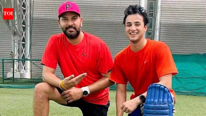 'Let the bat do the work': Yuvraj Singh's special message to protector Abhishek Sharma

