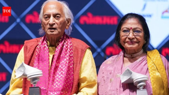 Lokmat Sur Jyotsna Awards pay tribute to classical music; Sumitra Guha, Laxman Pandit honored


