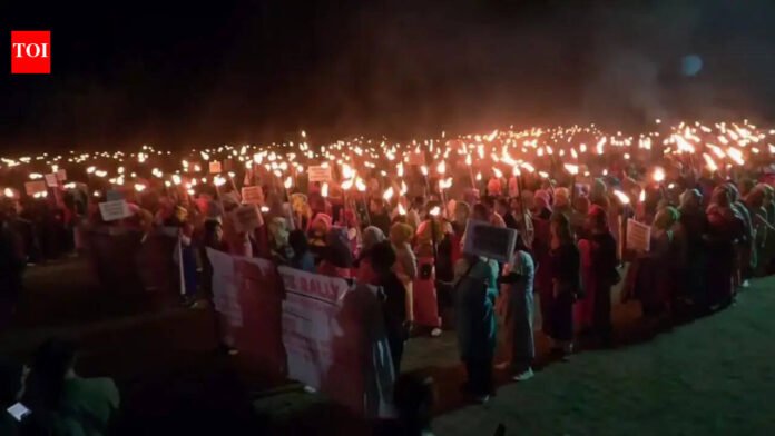 Manipur riots: Protesters clash with police as they head to CM's house

