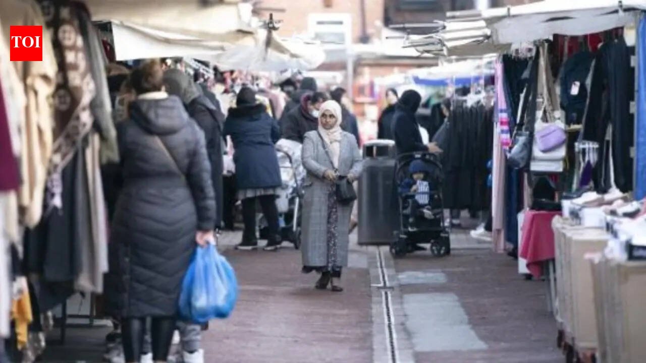 Middle East conflict drives up energy costs, hitting UK household incomes: report