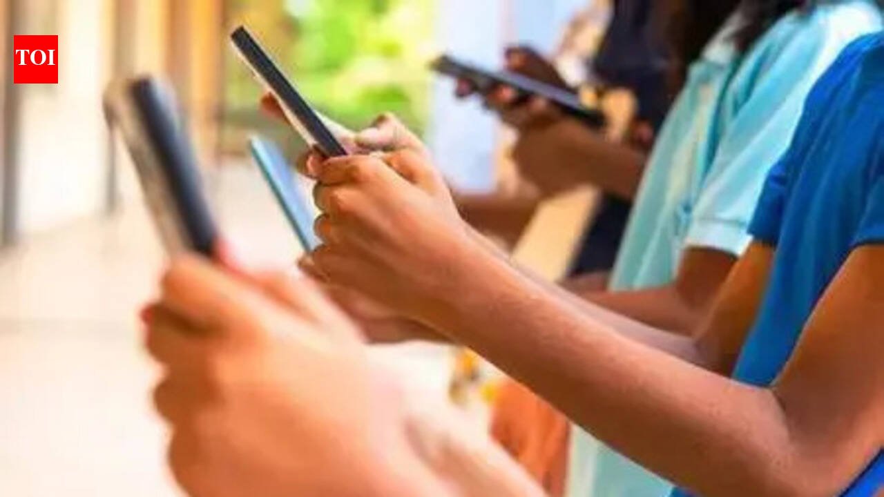 Mobile phone bans in schools around the world have doubled in three years, report says
