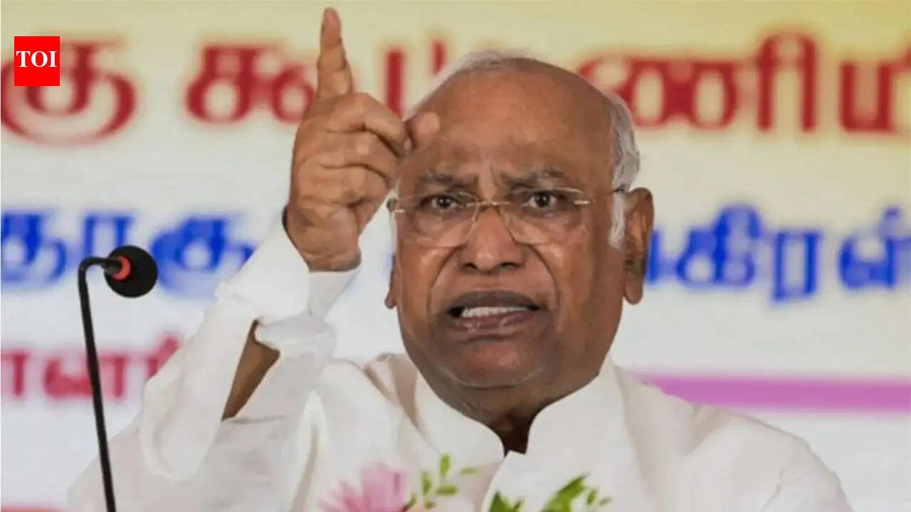 'Modi what are you afraid of?' Haji targets PM over Trump's 'hell' remarks