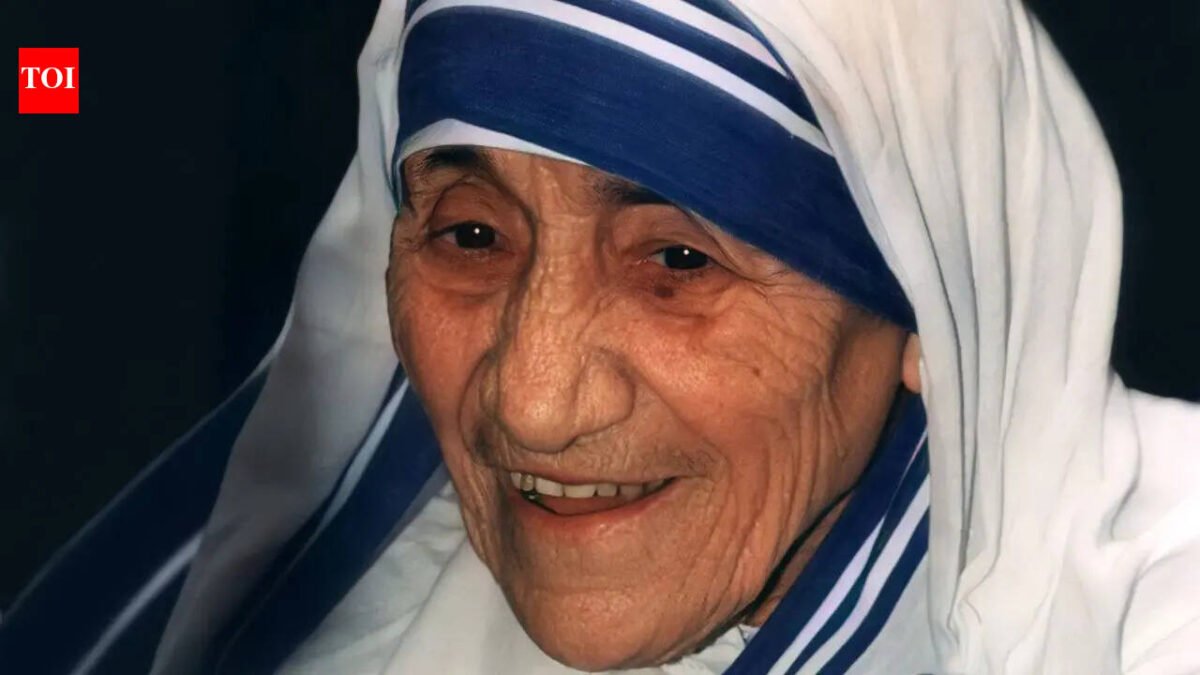 Mother Teresa's quote of the day: "I alone cannot change the world, but I can throw a stone on the water and stir up many ripples." | World News