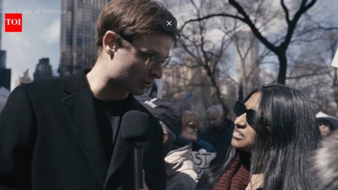 'Not just the Straits, but also the gays in Hormuz': Strange comments from 'No King' protesters go viral | World News

