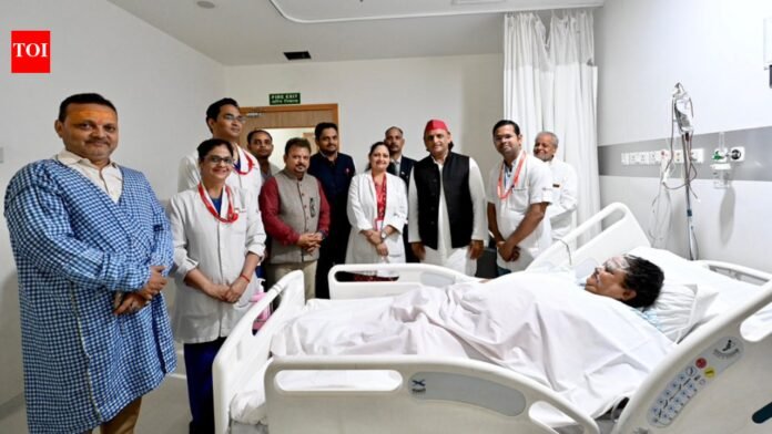 'Politics has its place': Akhilesh Yadav visits BJP MP injured in effigy burning

