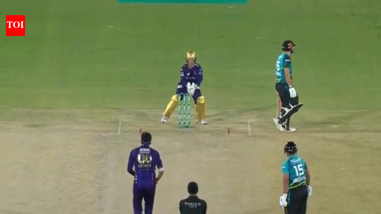 'The batsman has every right': Ashwin backs Daryl Mitchell after Tariq's 'timeout' drama