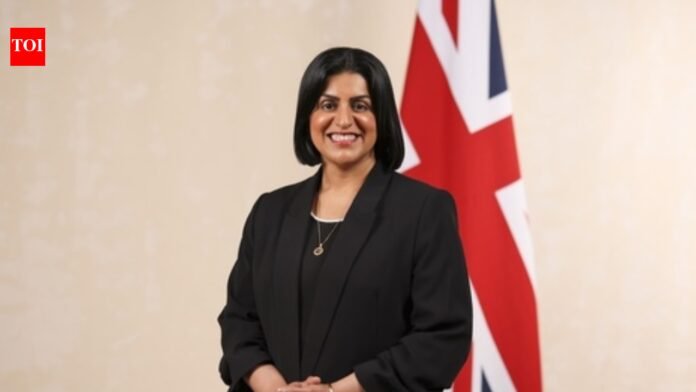 UK cracks down on fake asylum claims, Home Secretary warns of deportations and action against 'fake lawyers'

