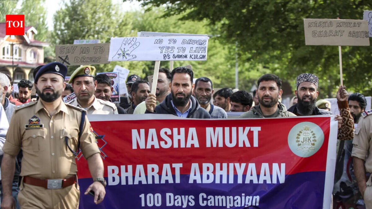 Urine drug test of drivers conducted as part of 'Nasha-Mukt' J&K campaign