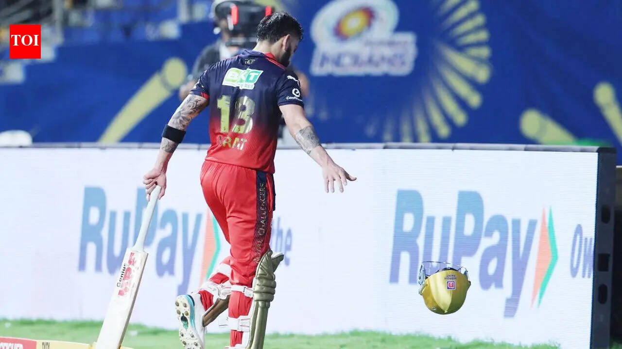 Virat Kohli loses cool, throws helmet and gloves after being dismissed against Mumbai Indians