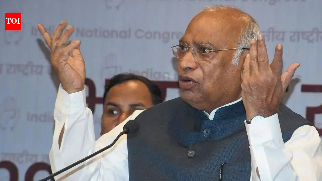 "Delimitation bill to be defeated in Lok Sabha":Congress President Malikajun Haq