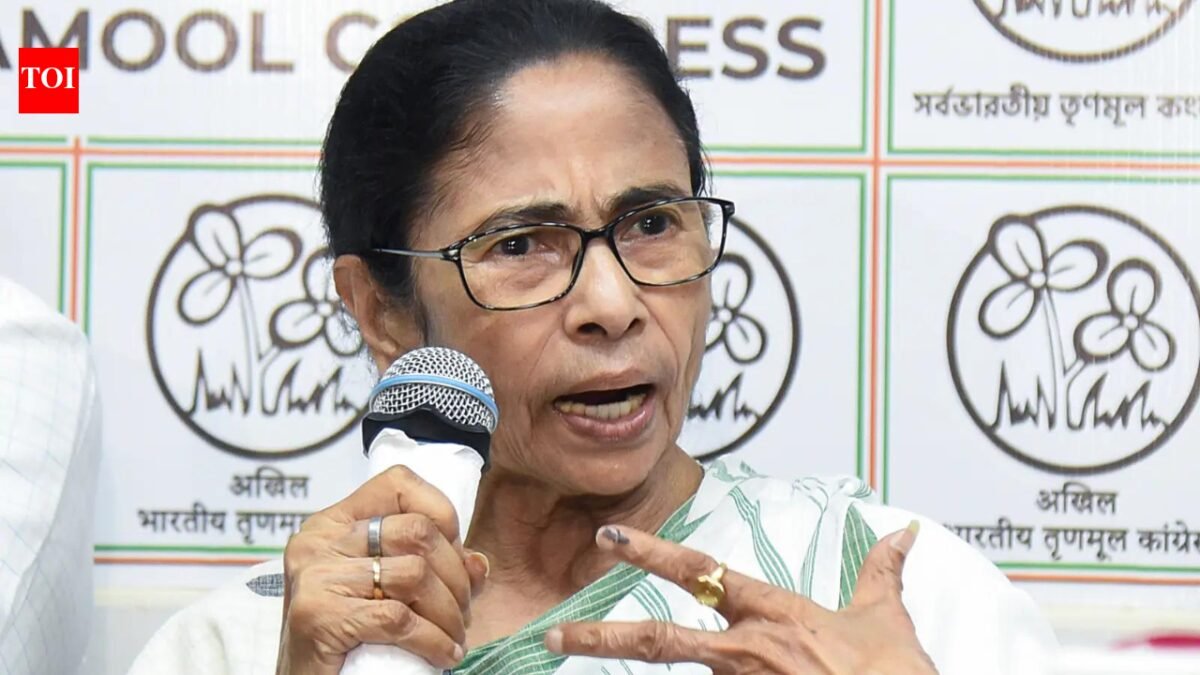 After West Bengal poll defeat, Mamata Banerjee urges opposition to unite, calls for 'united platform' against BJP