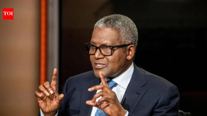 Aliko Dangote: Meet Aliko Dangote: How a businessman’s son turned a $500,000 home loan into a $32.7 billion African empire | Aliko Dangote World News

