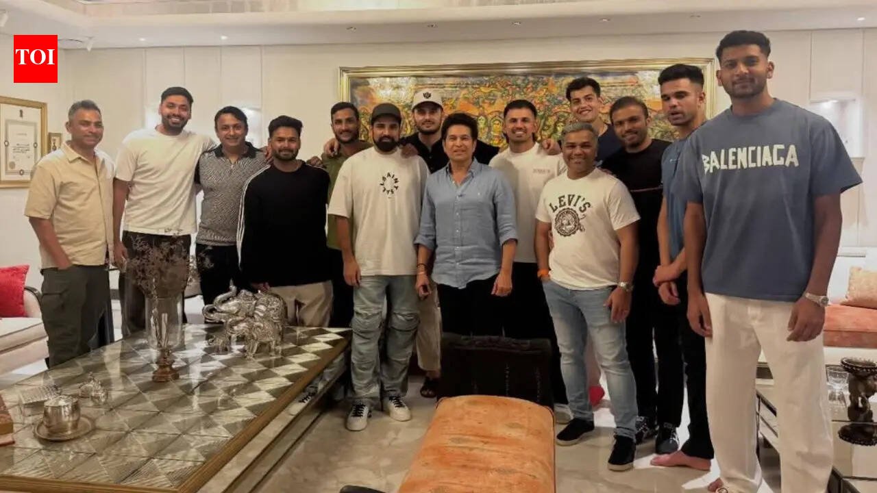 'An evening with the gods of cricket': Sachin meets LSG players, Arjun expresses gratitude
