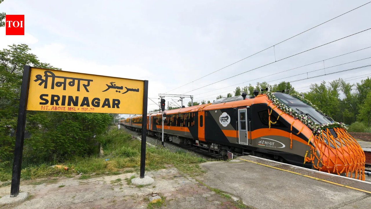 Ashwini Vaishnaw sets sail for Jammu-Srinagar Vande Bharat Express