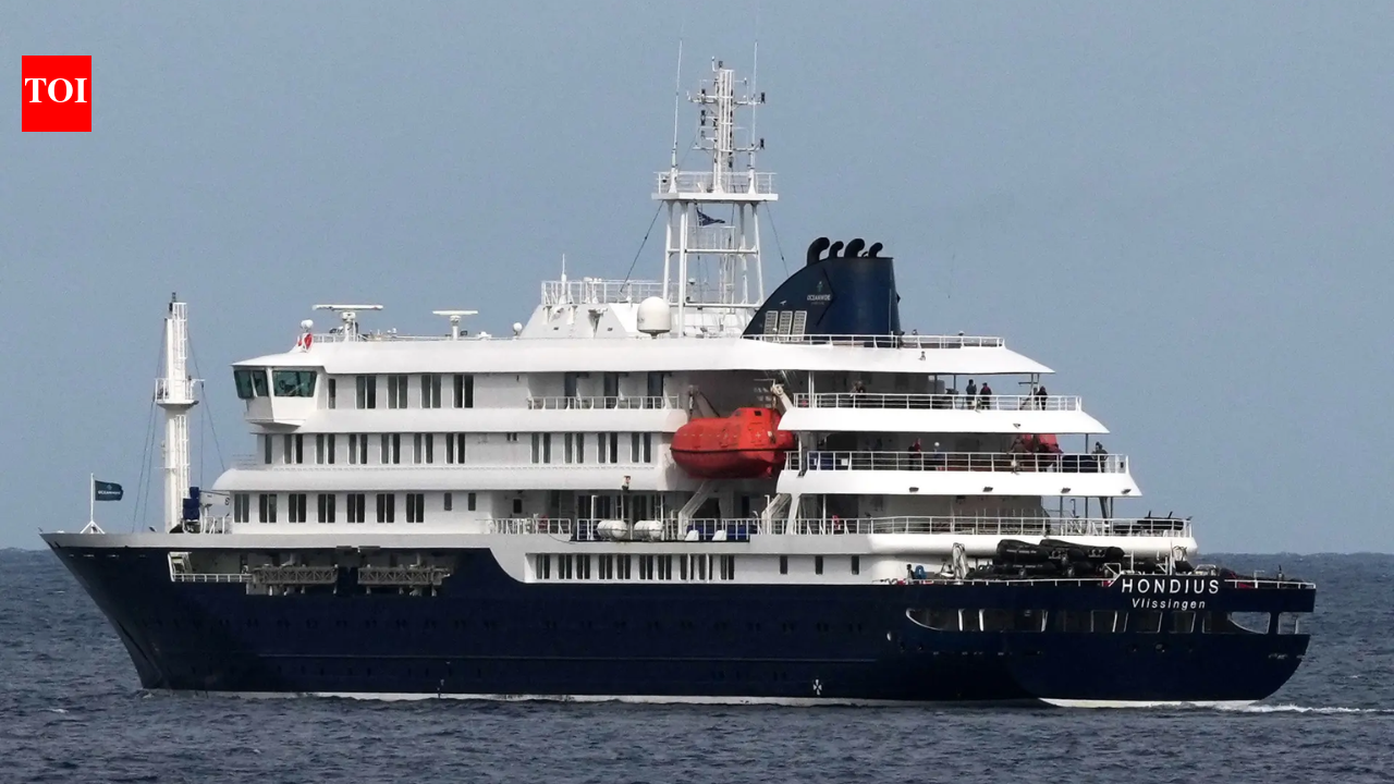 Hantavirus outbreak: Hantavirus outbreak on cruise ship; 40 passengers disembarked on South Atlantic island