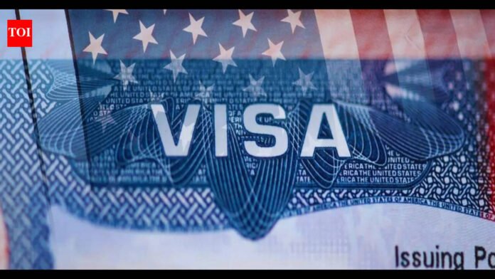 Indian-born technical doctor duo considers moving to Dubai: Without a green card, they cannot return home with H-1B

