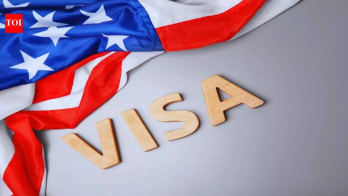 India's F-1 visa quota disappears in minutes, panic spreads, experts ask students to be patient


