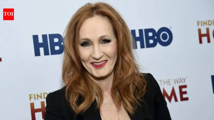 JK Rowling slams Starmer over Harriet Harman's female adviser role, citing past comments about trans women

