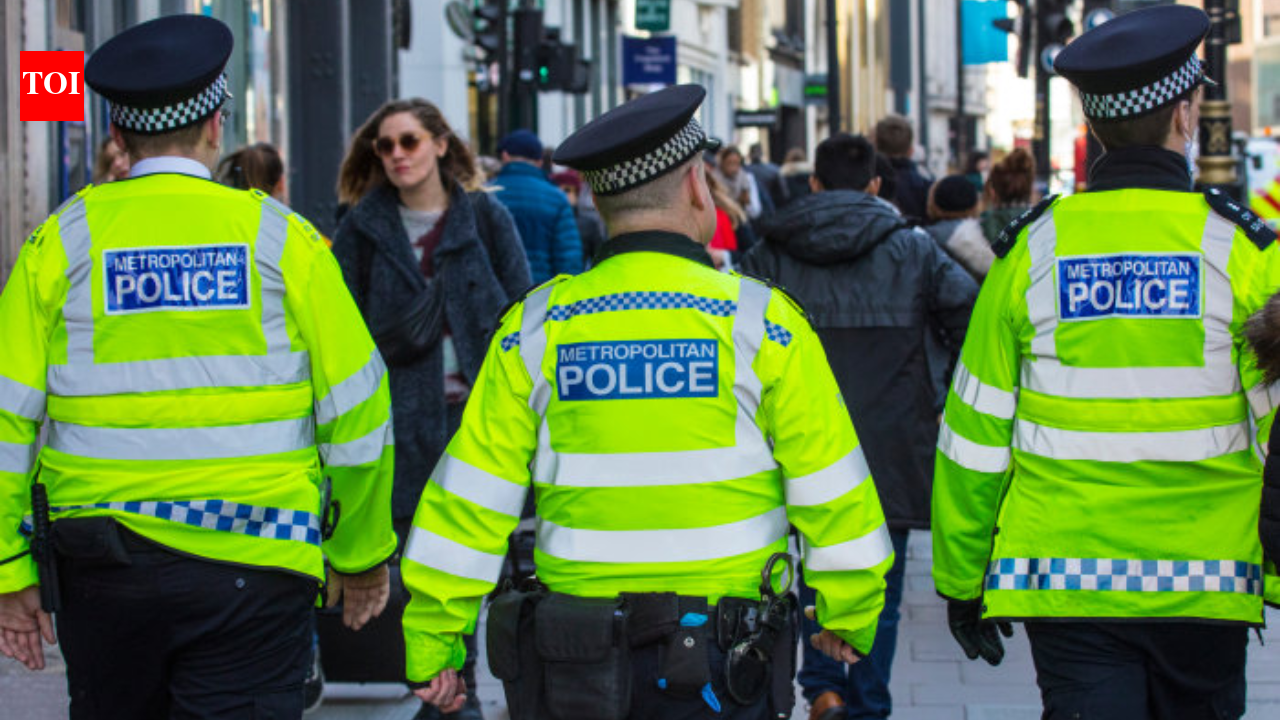 London police create 100 officers to protect Jewish community amid rise in anti-Semitic attacks