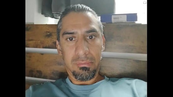Michael Mott’s criminal past: Dark history of Frontier Airlines suicide victims revealed; chilling photos emerge