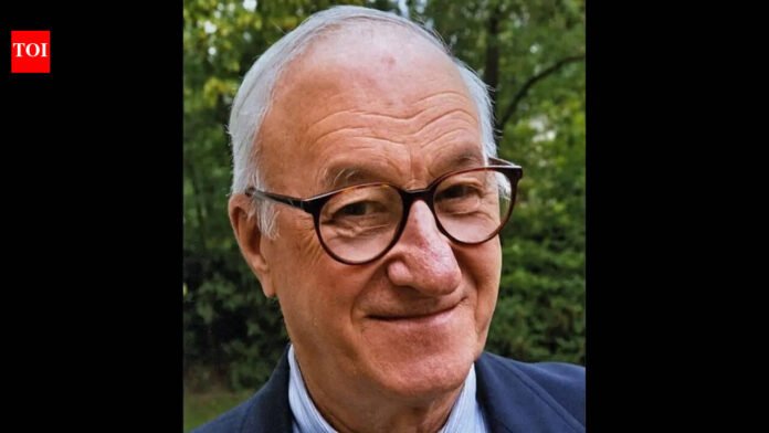 Quote of the Day by Canadian-American psychologist Albert Bandura: “If everyone is responsible, no one is really responsible” |

