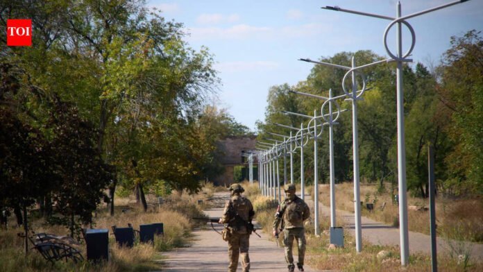 Ukraine and Russia declare ceasefires ahead of Victory Day in Moscow

