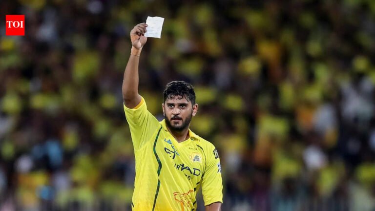 Uwell’s six-hit carnage: 200-6 a day, Dhoni’s special bat and promise