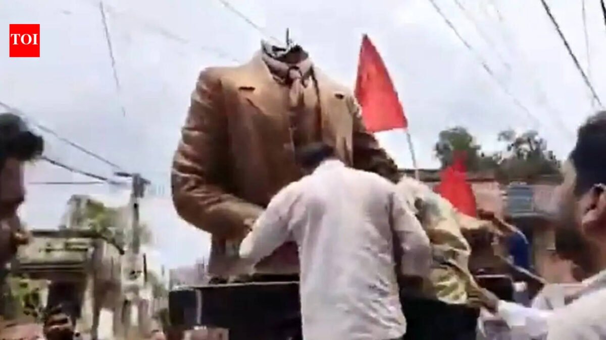 Video: CPM claims BJP 'attacked and vandalized Lenin statue' in Murshidabad, Bengal
