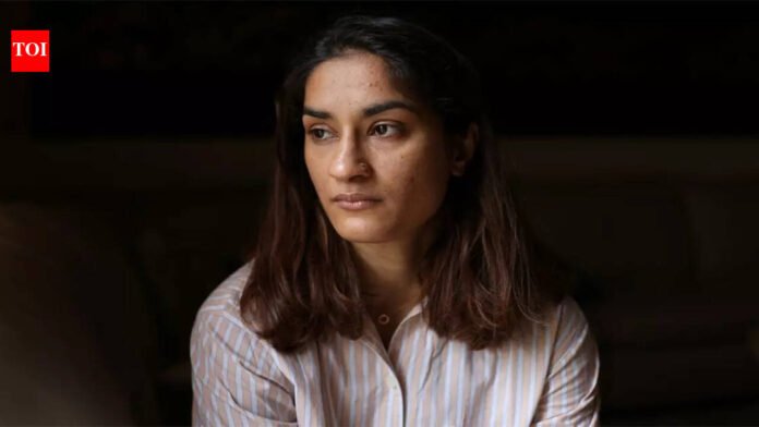 Vinesh Phogat Debate: What are the female wrestlers saying at the Gonda convention?

