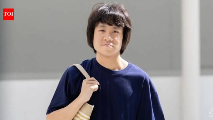 Who is Yi Amos? Controversial Singaporean YouTuber attacked by Yuji Itadori cosplayer outside anime convention

