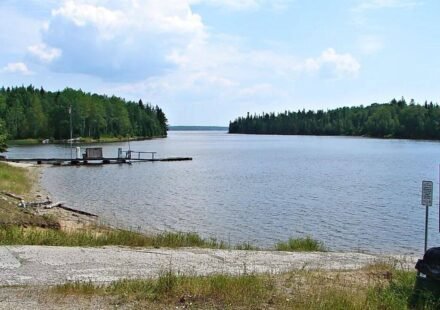 10 Largest Artificial Lakes in Canada: La Grande-3 Reservoir, Lac Seul, Williston Lake and More | World News