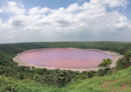 7 lakes formed by meteor strikes around the world: From Lake Maniquagan to Clearwater |