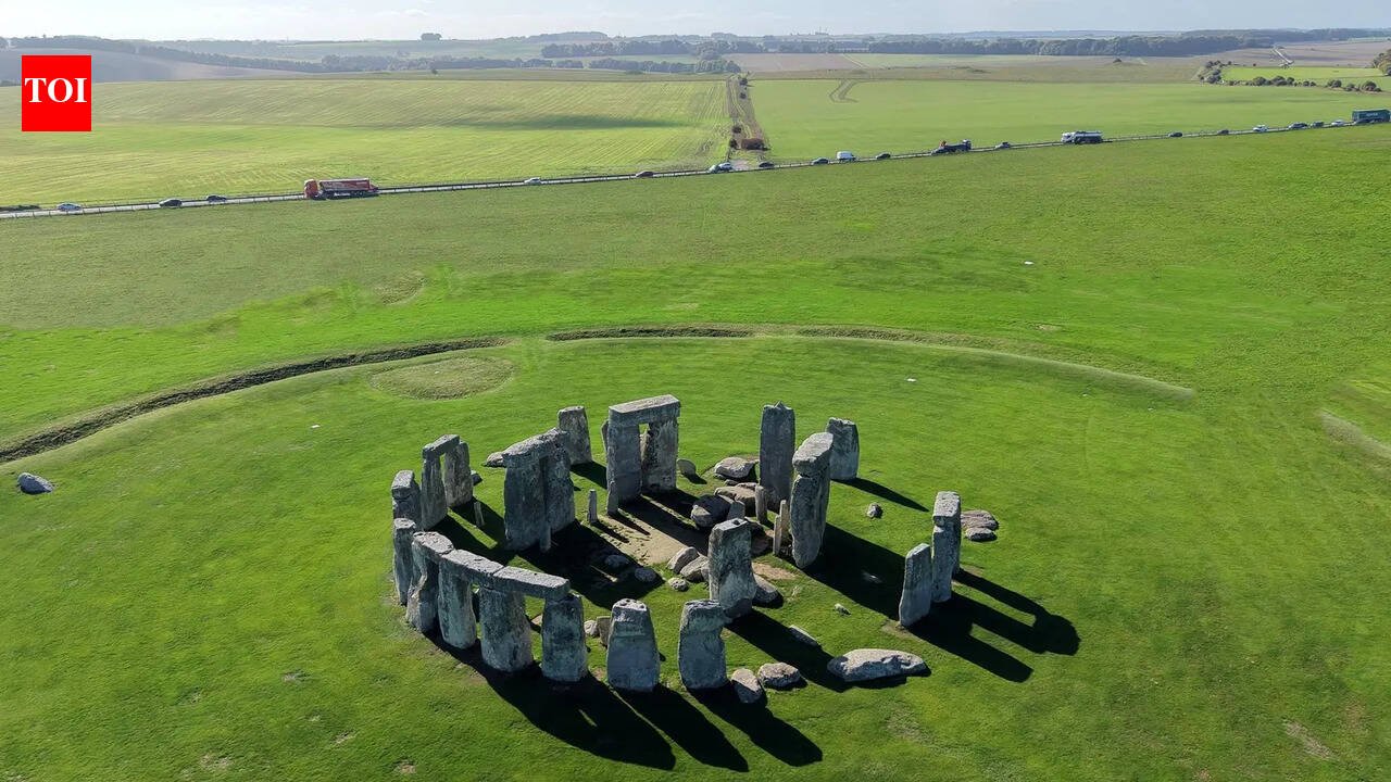 Archaeologists discover 5,000-year-old monument in Wiltshire linked to early Stonehenge tradition World News