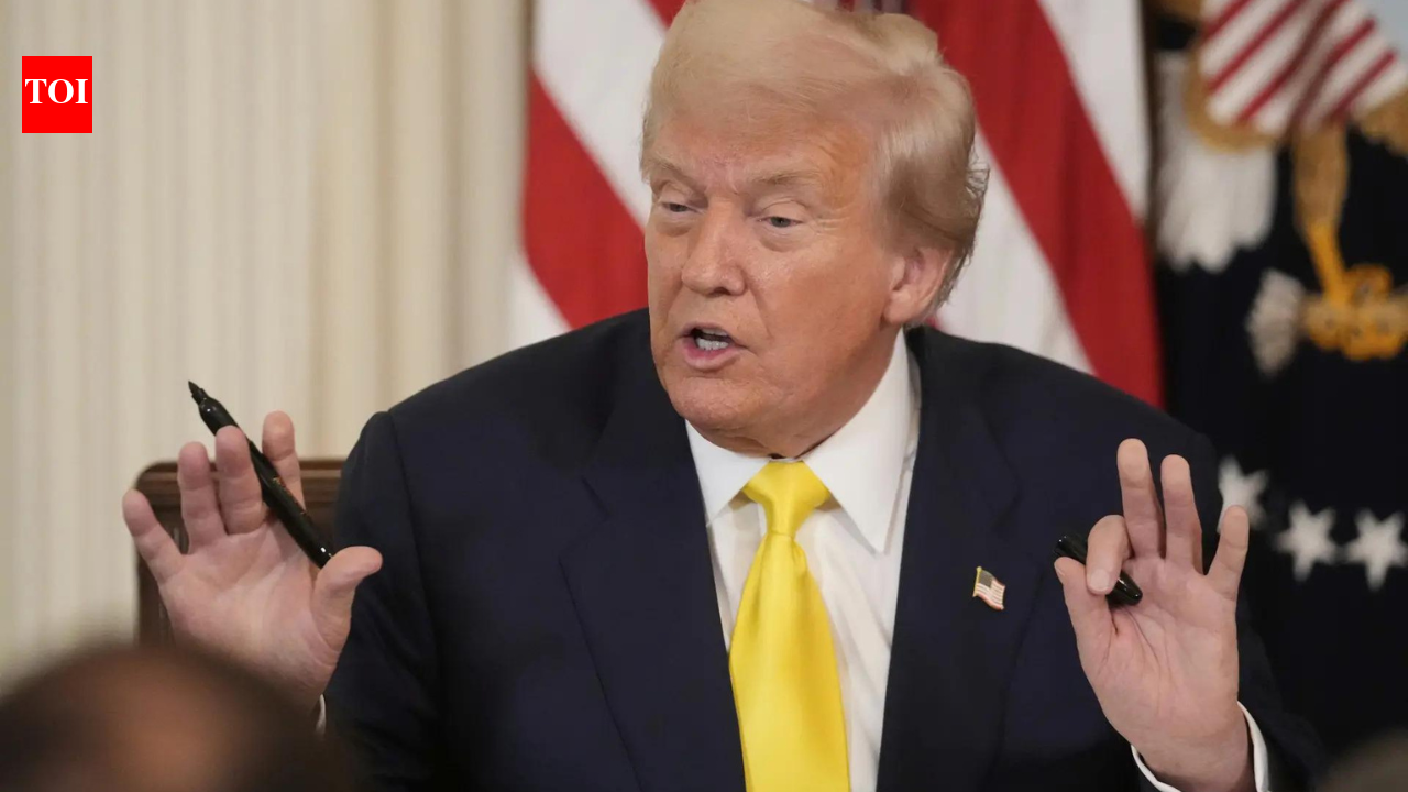 Bloody Sunday: Trump warns Israel not to undermine Iran deal
