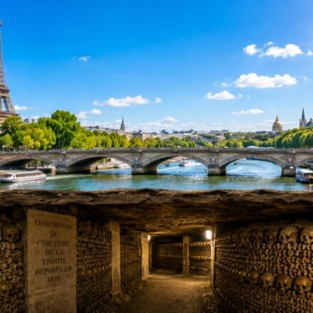Explorers discover a secret dungeon beneath Paris containing 6 million graves | World News
