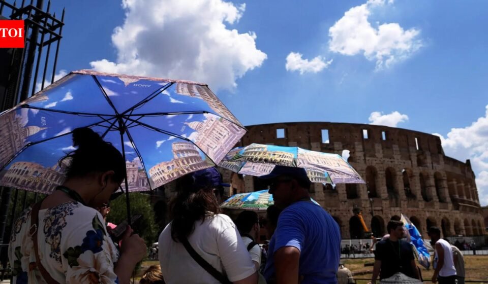 Heatwave tightens grip on Europe: more than 20 weather-related deaths in France and Germany, red alert issued